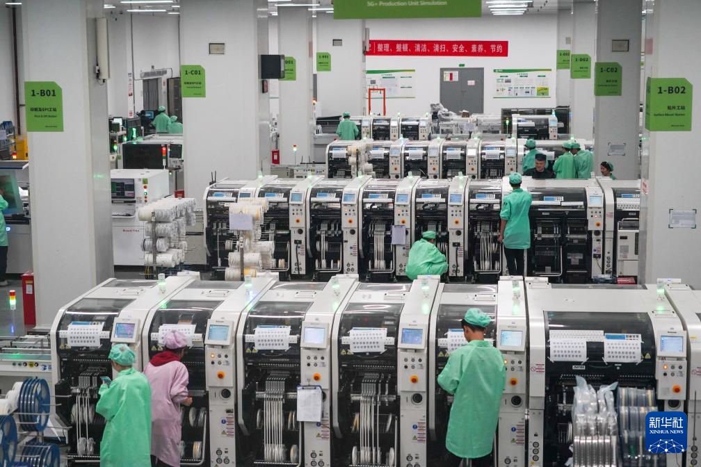 新時(shí)代中國調(diào)研行之看區(qū)域·西部篇丨“破圈”掘金海外市場(chǎng) “西南造”加速出海 軟件開發(fā)